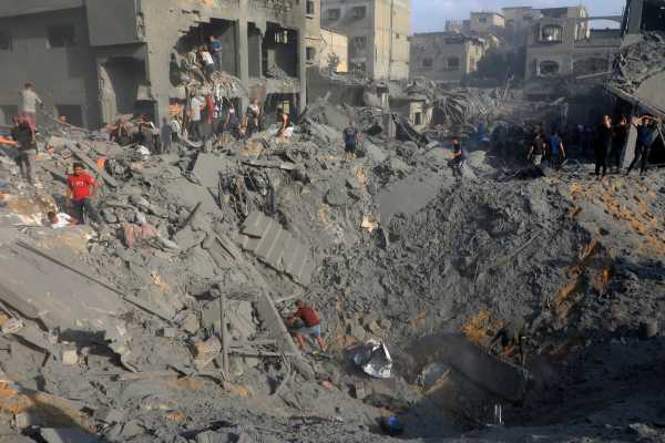 Israeli Airstrikes Crush Apartments in Gaza Refugee Camp, as Ground Troops Battle Hamas Militants