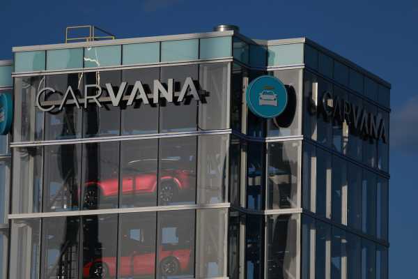 This Week's Top Stories: Bulls Run, Carvana Revs It's Engine & Tesla and GM Team Up